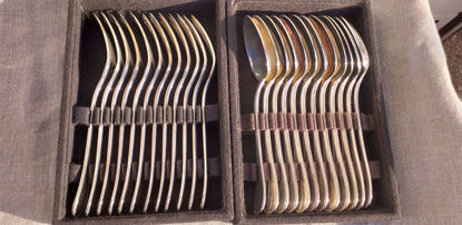Picture of 12 grandes fourchettes et 12 cuilléres à soupe Christofle